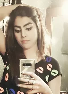 Taniya 1000AED/Hour